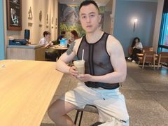 -星巴克臻选(威海威高广场店)