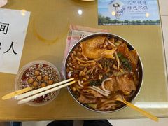 -红鼻子桂林米粉(金唐新光界店)
