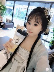 -一揽芳华汉服旗袍体验馆(拙政园店)