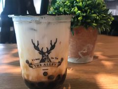 -THE ALLEY 鹿角巷(华润万象城店)
