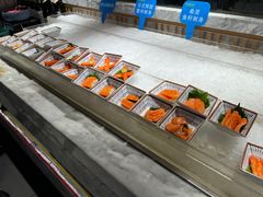 现切的三文鱼-亚马逊海鲜自助(梅溪湖步步高店)