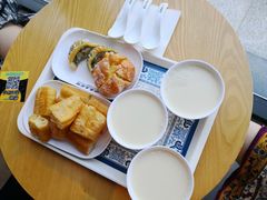 -冰泉豆浆馆(阳朔店)