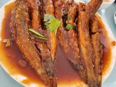 东来烧杂鱼-东来菜馆•手抓海鲜家常菜•海鲜锅贴(鸽子窝店)