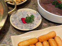 -小龙坎火锅(湖滨银泰in77店)