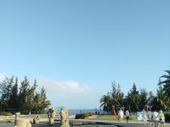 -亚龙湾中心广场