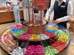 -Laderach 莱德拉(上海环贸iapm店)