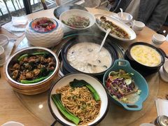 鲍汁焖伊面-喜上喜鸡煲翅(吉大店)