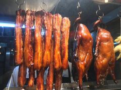 烧鹅拼叉烧-猪肉婆私房菜(容桂总店)