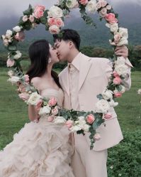 -喜爱高定婚纱摄影