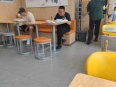 -老乡鸡(武汉中南梅苑小区地铁站店)