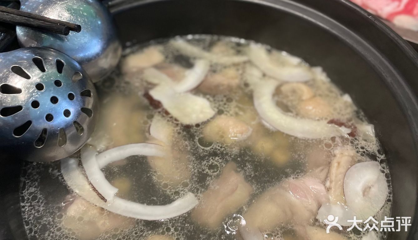 东莞美食丨竟然 9.9 就能吃到椰子鸡!快冲!