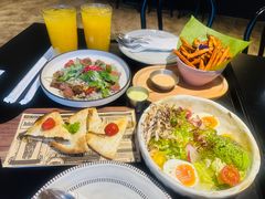 -J's Cafe Lab