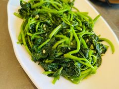 蒜蓉炒地瓜叶-创味·民间海南菜·非遗藤桥排骨(藤桥·免税城店)