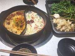 -旺巴蜀小郡肝串串香(登高西路店)