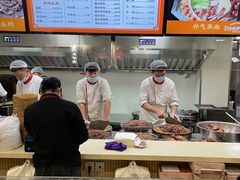 -闫家驴肉老店(华电一校店)
