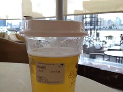 金凤茶王-喜茶(上海正大广场店)