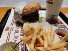 -The Habit Burger Grill 哈比特汉堡(复兴soho店)
