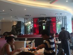-必胜客(威高广场店)
