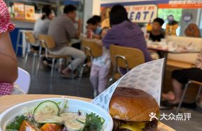 Black Truffle Mushroom Cheese Burger