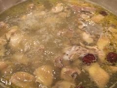 -一席地·本地鸡窝·杭帮鸡火锅(萧山银隆百货店)