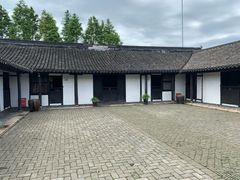 -张闻天故居
