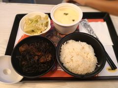 -老娘舅餐厅(黄龙体育中心店)