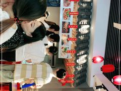 -爆炸头阿姨小四川正宗川味小吃(无任何分店)