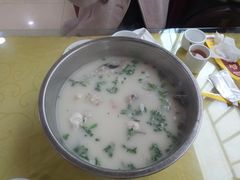 -雪野鱼头大王邢府公老店(雪野湖店)