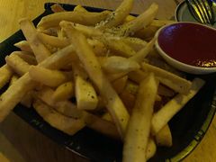 -MARU玛露音乐餐厅(大学路店)