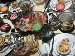 -雍和会海鲜姿造自助(湖东路店)