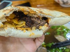 月牙饼-澄城水盆羊肉(澄县老哥红庙坡店)