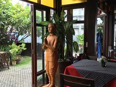 -Dash Teak House
