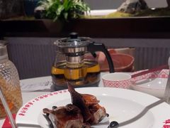 红烧中山石岐乳鸽-谭厨中山传家菜.乳鸽.脆鲩鱼(华强北中航城店)