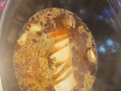 -哈尔滨烧烤·山河村铁锅炖(交大店)