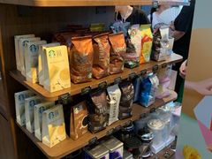 零售区-星巴克(天津火车站店)