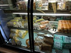 面包甜点陈列柜-花园饼屋·吐司蛋糕面包(星海店)