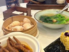 鲍汁凤爪-白天鹅宾馆-宏图府餐厅