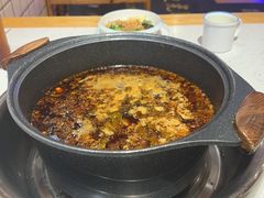 -佬缸炮江湖川菜(玉林店)