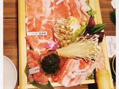 -我那覇豚肉店(カフーナ旭橋店)