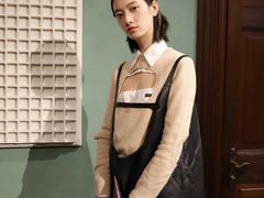 -Nathalie Djurberg与Hans Berg“牛皮纸包裹的月亮”-Prada荣宅当季展览
