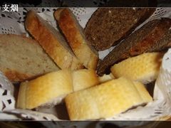 面包篮-皇冠自酿啤酒坊(中国红街5号楼店)