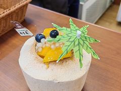 -椰吉满•鲜椰饮品(侨港黑金冠好店)