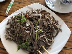 -溢心园香河肉饼总店