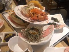 -雍和会海鲜姿造自助(湖东路店)