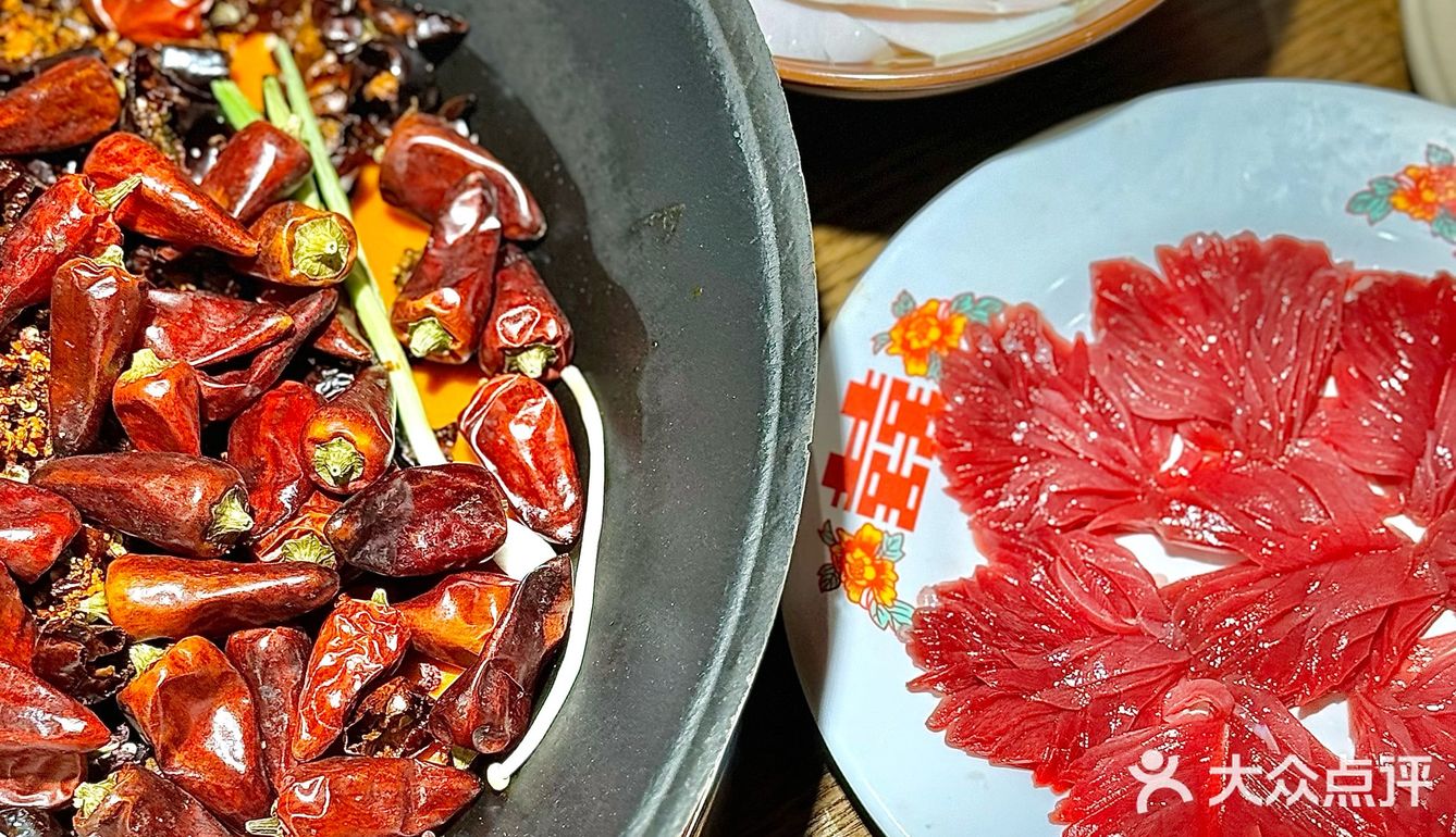 火锅一顿，财运皆顺  