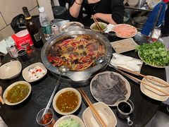 -洞亭火锅(防空洞总店)
