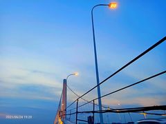 -南京眼步行桥