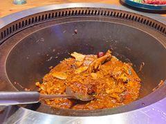 -山河屯铁锅炖·非遗东北菜(南山店)