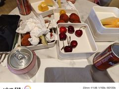 -涨巢·潮玩水疗局