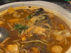 -卢大鲜鱼头捞饭(美利广场店)